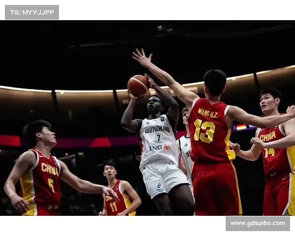 中国篮坛历史首次 U19国青12人阵容迎来3名混血球员加入